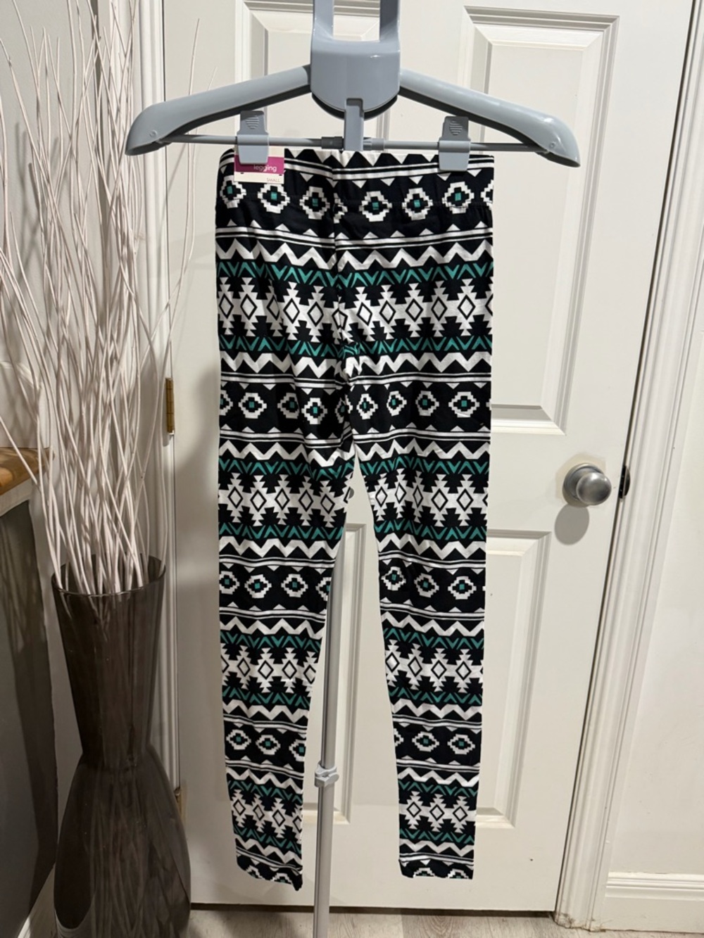 Vanity Black, White & Teal Aztec Print Leggings - Picture 2 of 4